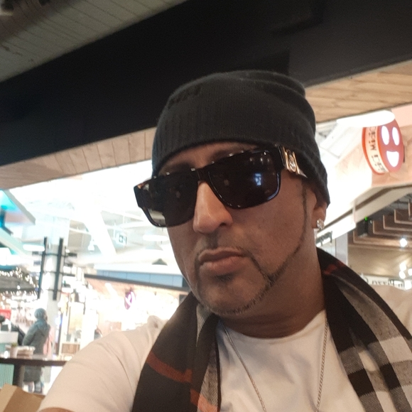 Meet your Posher, Rishi - Picture 6 of 6